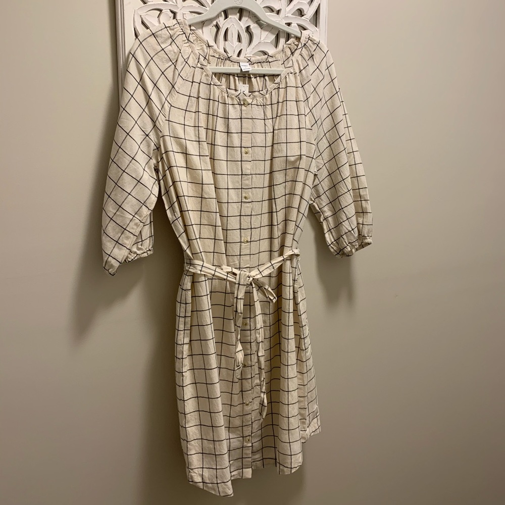 Old Navy Tie Belt Shirt Dress. NWT.